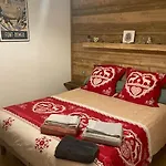Joli 12 Personnes, Jacuzzi, Terrasse, Babyfoot Chalet