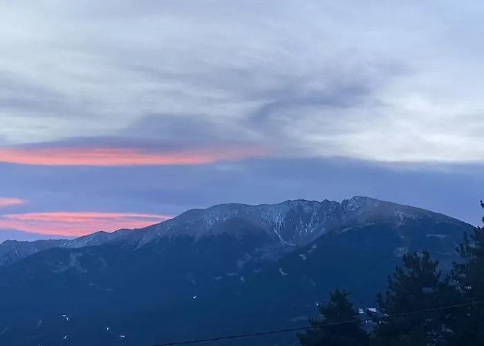 Familial Jacuzzi, Calme Σαλέ